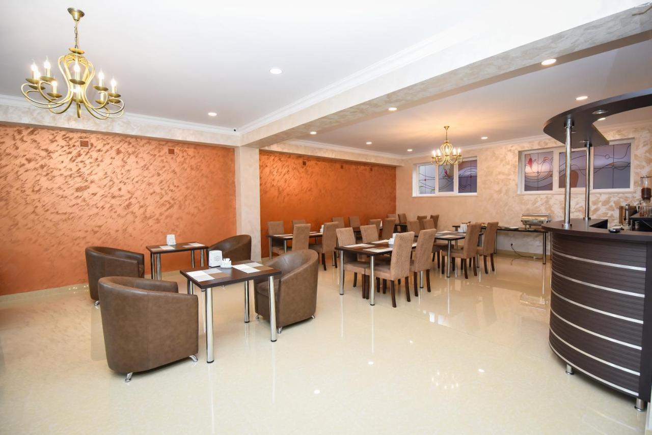 Laguna Hotel Βανατζόρ Εξωτερικό φωτογραφία